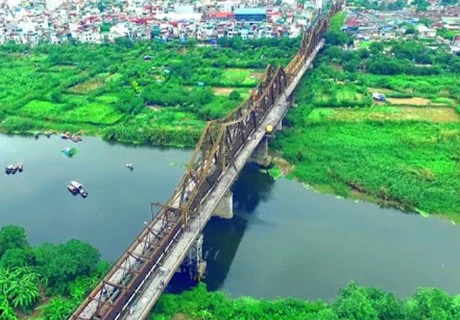 Recorridos turísticos en helicóptero ofrece la mejor vista de Hanoi y el Delta del Río Rojo