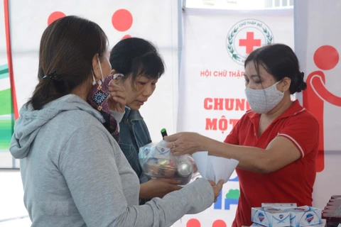 Ciudad de Da Nang desarrolla “Mercado humanitario” para respaldar a necesitados 