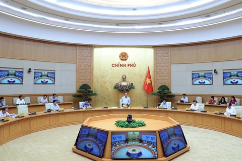Premier de Vietnam exige perfeccionar planificación de zonas económicas clave