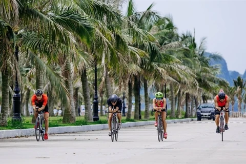 Atletas competirán en torneo de Triatlón Tuan Chau Sunset Bay en agosto en Vietnam