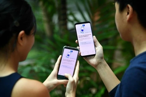 Singapur desarrolla tecnología de rastreo de contactos para prevenir COVID-19