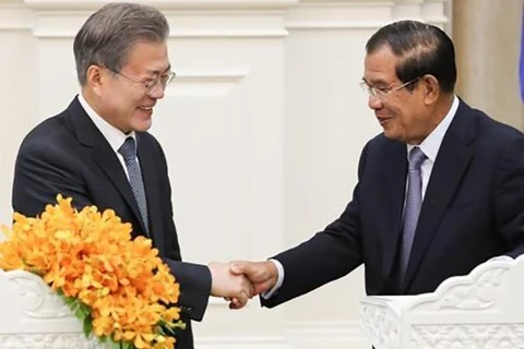 Corea del Sur y Camboya impulsan la firma de tratado de libre comercio