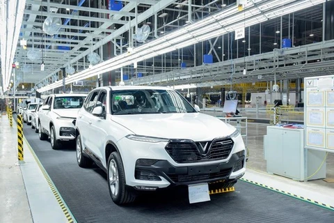 Fabricante automotriz vietnamita VinFast vendió miles unidades en mayo