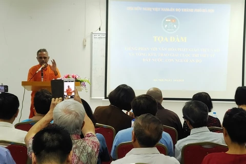 Debaten en Hanoi relaciones entre idioma clásico indio y budismo vietnamita