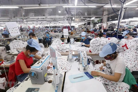 Vietnam impulsa la inversión en confección textil para aprovechar beneficios del EVFTA