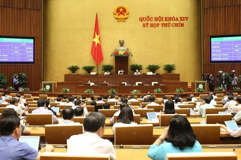 Parlamento de Vietnam aprueba enmiendas de Ley de promulgación de documentos normativos