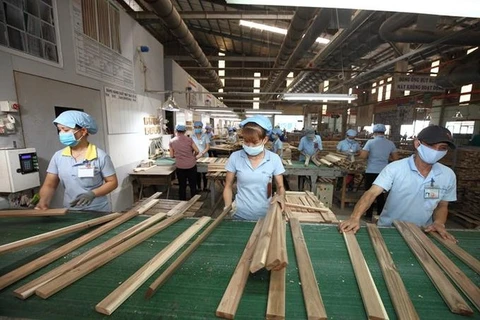 Disminuyen exportaciones de productos madereros de Vietnam en segundo trimestre