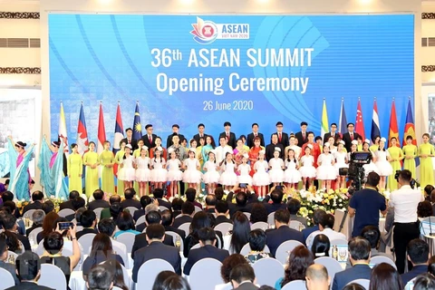 Indonesia confía en éxitos de ASEAN en superar la pandemia de COVID-19