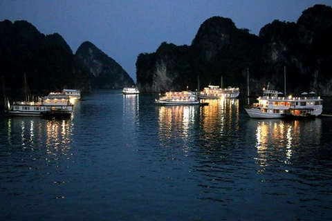 Quang Ninh lanza promoción en bahía de Ha Long para impulsar el turismo