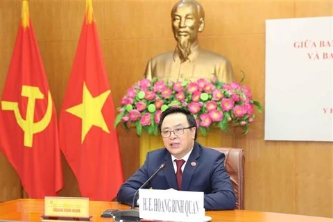 Partidos Comunistas de Vietnam y Cuba fortalecen relaciones