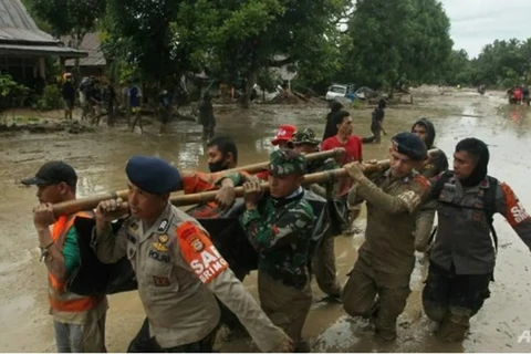 Aumenta número de fallecidos por inundaciones en Indonesia