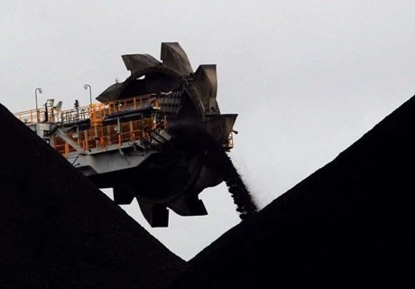  Vietnam recibe primer envío de carbón importado de Estados Unidos
