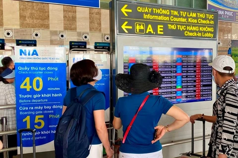 Aeropuerto Internacional de Noi Bai cambia formulario de información para pasajeros
