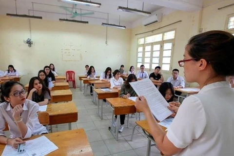 Examen de bachillerato en Vietnam aún tendrá lugar según el plan establecido