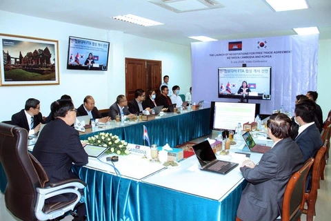 Corea del Sur y Camboya inician negociaciones sobre tratado de libre comercio