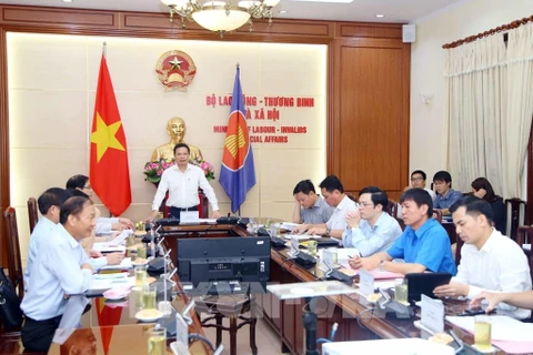 Proponen en Vietnam mantener el salario mínimo regional trazado para 2021