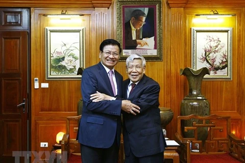 Resaltan aportes del exmáximo dirigente partidista de Vietnam Le Kha Phieu a lazos con Laos
