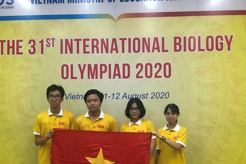 Vietnam gana una medalla de oro en la Olimpiada Internacional de Biología 2020