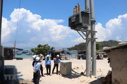 Provincia vietnamita de Binh Dinh extiende red eléctrica a isla de Nhon Chau