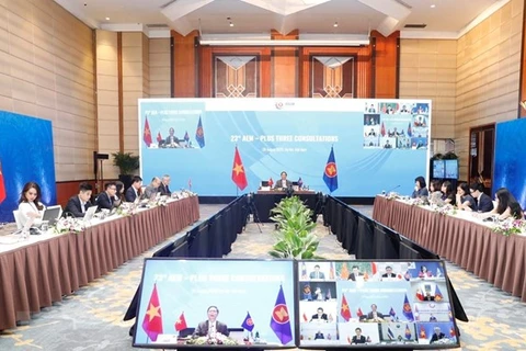 Ministro de Economía de la ASEAN celebran consultas con socios