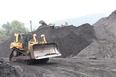 Producción de carbón de Indonesia prevé aumentar 11 por ciento en 2021