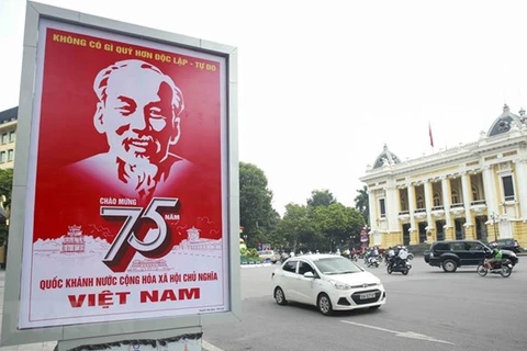 Dirigentes de Camboya felicitan a Vietnam por Día de la Independencia