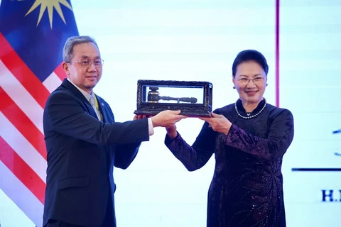 Brunei aplaude labor de Vietnam como presidente de AIPA 41