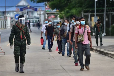 Tailandia cierra la frontera con Myanmar