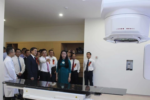Aplican provincia vietnamita de Vinh Phuc técnicas avanzadas en el tratamiento de cáncer