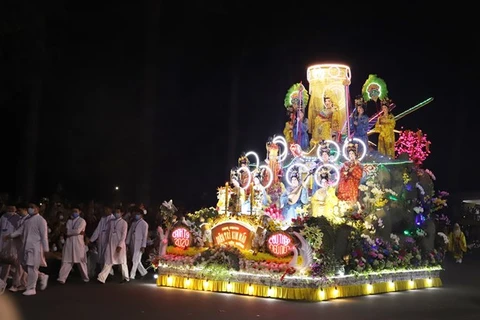 Religión autóctona de Cao Dai celebra mayor festival anual en Vietnam