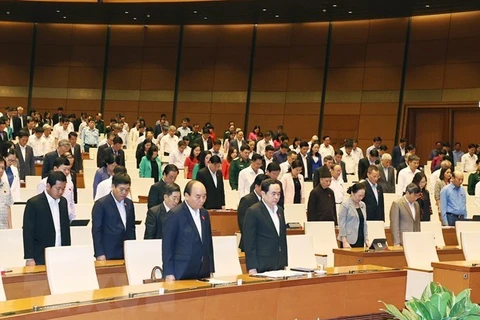 Asamblea Nacional de Vietnam continúa su décimo período de sesiones