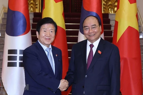 Vietnam aboga por elevar el intercambio comercial con Corea del Sur 