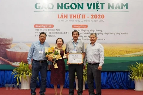 Reconocen a ST25 como la mejor variedad de arroz de Vietnam en 2020