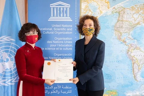Vietnam y UNESCO por promover la cooperación bilateral