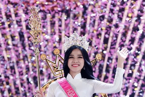Do Thi Ha coronada Miss Vietnam 2020