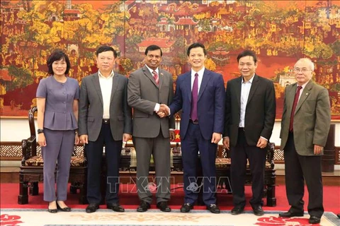 Sri Lanka explora oportunidades de inversión en provincia vietnamita