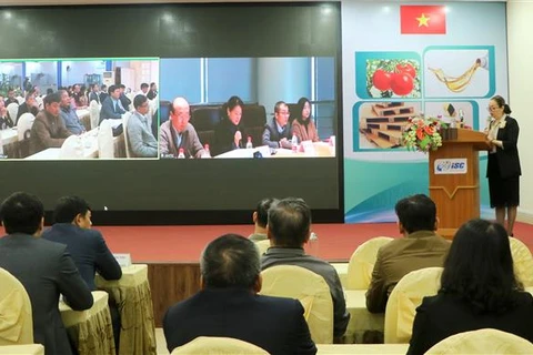Efectúan teleconferencia de tecnología y equipos entre empresas vietnamitas y chinas