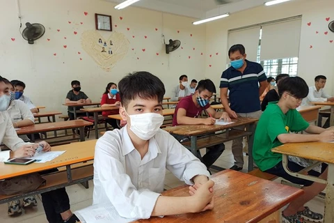 Urgen a fortalecer medidas de prevención del COVID-19 en escuelas de Vietnam
