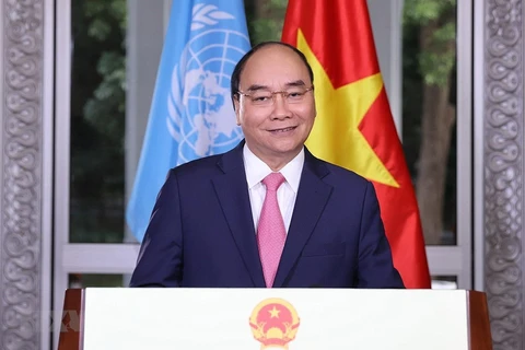 Premier de Vietnam pide promover cooperación internacional para repeler el COVID-19