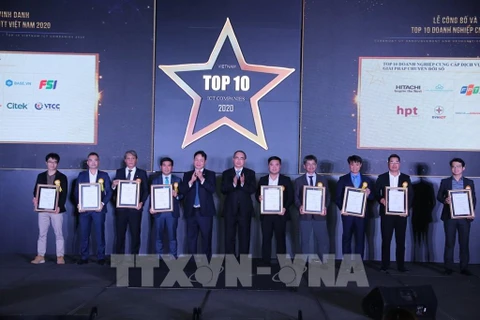 Reconocen a 10 principales empresas de tecnología de la información de Vietnam