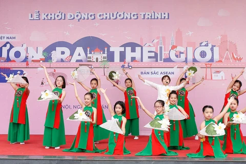 Efectúan premiación del primer programa "Niños vietnamitas en el mundo"
