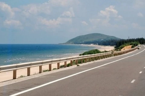 Provincia vietnamita planea construir carretera costera