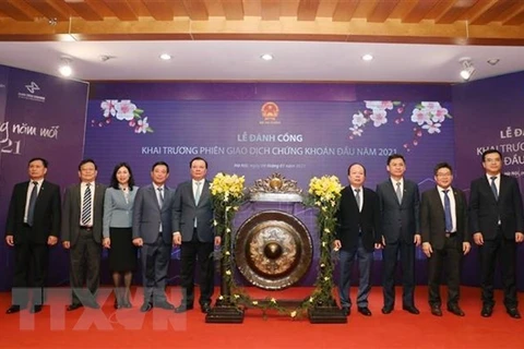Mercado bursátil de Vietnam abre primera sesión en 2021