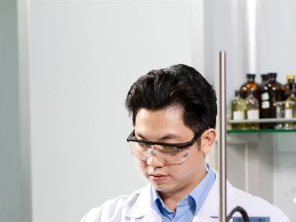 Vietnamita inventa mascarilla médica basado en nano-biotecnología