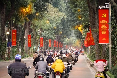 Hanoi decora calles para saludar el XIII Congreso Nacional del Partido