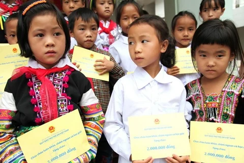 Provincia vietnamita apunta a reducir tasa de hogares pobres en minorías étnicas