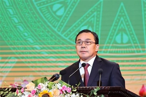 Embajador de Laos resalta papel y liderazgo del Partido Comunista de Vietnam