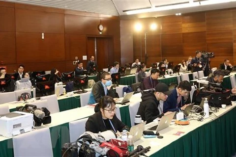 XIII Congreso Nacional del PCV: Académicos internacionales predicen camino de desarrollo de Vietnam