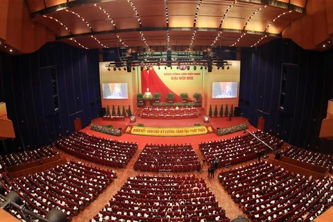 Proponen en XIII Congreso Nacional partidista soluciones para el desarrollo vietnamita en próximo período