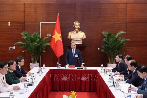 Primer ministro de Vietnam insta a tomar medidas más oportunas y audaces contra el COVID-19